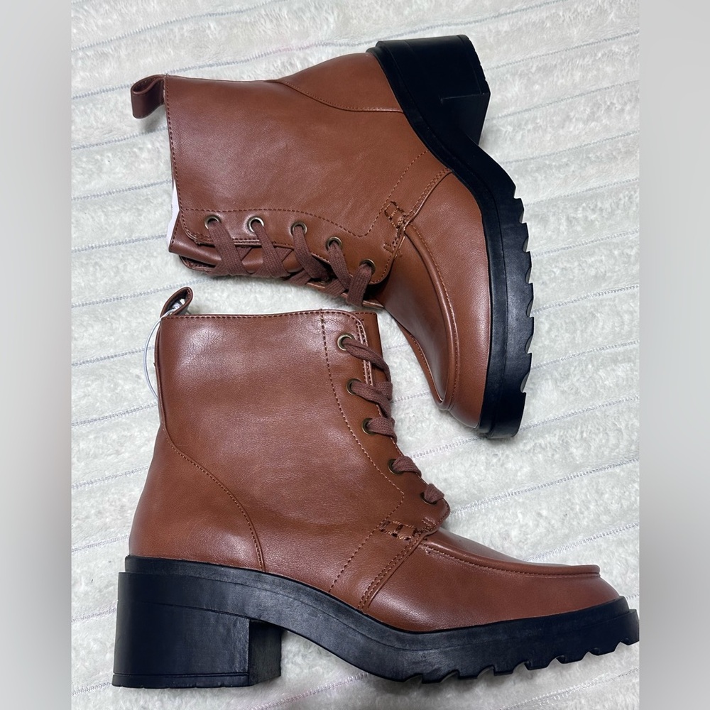 sz 7.5 Chunky Chestnut Brown Lace-Up women’s Ankle Boots booties